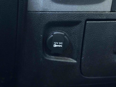 Used 2019 RAM 1500 Tradesman w/ Chrome Plus Package RWD image 29