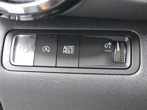 New 2026 Chevrolet Equinox LT w/ Convenience Package II image 16