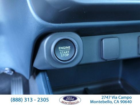 Used 2025 Ford Maverick Lobo image 23
