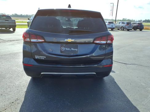 Used 2023 Chevrolet Equinox LT image 4