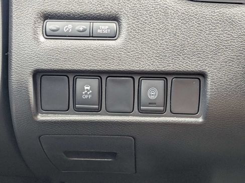 Used 2020 Nissan Murano S w/ Technology Package FWD image 18