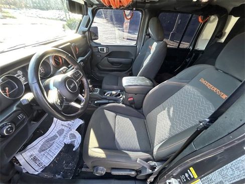 Used 2023 Jeep Gladiator Mojave w/ Cold Weather Group image 15