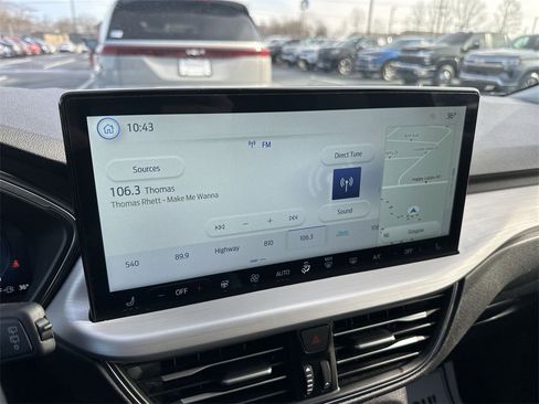 Used 2025 Ford Escape Platinum image 16