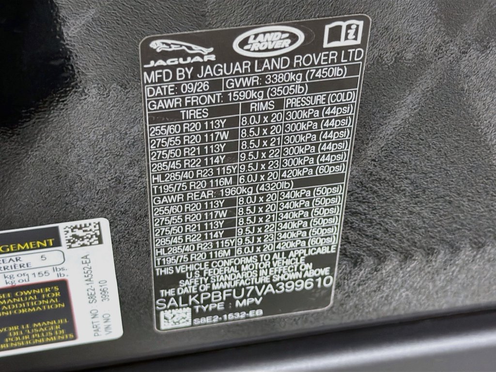 New 2027 Land Rover Range Rover Long Wheelbase SE AWD/4WD image 34