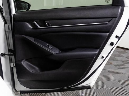 Used 2022 Honda Accord Sport image 36