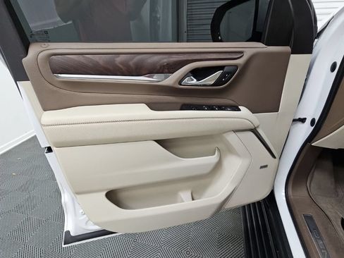 Certified 2023 GMC Yukon XL Denali w/ Denali Reserve Package RWD image 32