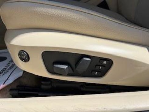 Used 2012 BMW 328i Coupe image 16