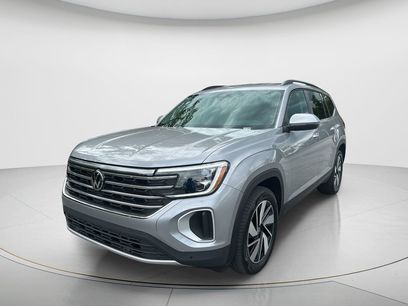 Used 2025 Volkswagen Atlas SE