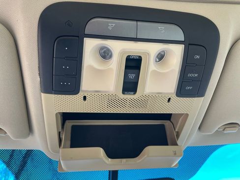 Used 2011 Acura TL w/ Technology Package image 15