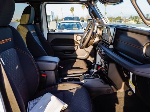 New 2026 Jeep Gladiator Mojave image 21