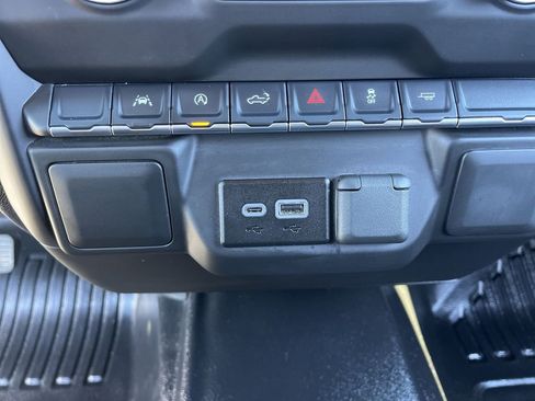 Used 2025 GMC Sierra 1500 Pro w/ Pro Value Package image 14