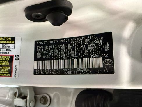 Used 2017 Toyota Corolla L FWD image 55