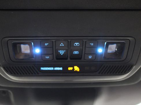 Used 2022 Ford Explorer King Ranch w/ Technology Package image 20