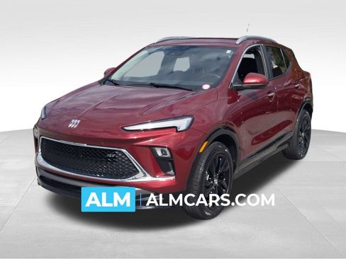 Used 2024 Buick Encore GX Sport Touring image 1