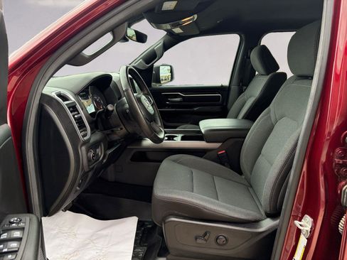 Used 2024 RAM 1500 Lone Star image 9