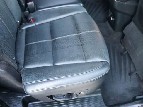 Used 2020 Kia Telluride EX image 24