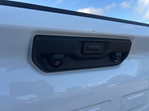 Used 2025 Chevrolet Silverado 2500 LT w/ Convenience Package image 21