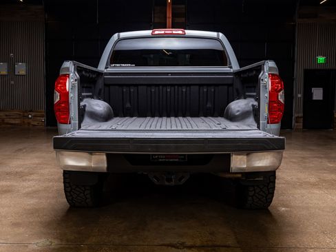 Used 2019 Toyota Tundra SR5 image 9