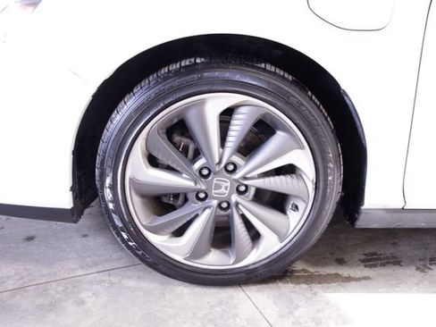 Used 2018 Honda Clarity Plug-In Hybrid image 9