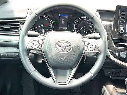 Used 2024 Toyota Camry SE w/ Convenience Package FWD image 21