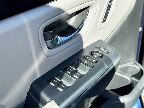 Used 2024 Honda Pilot EX-L image 17