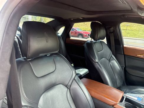 Used 2017 Lincoln MKZ Black Label w/ Technology Package AWD/4WD image 31