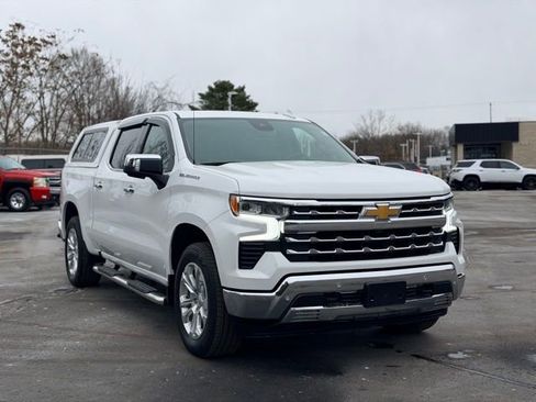 Used 2023 Chevrolet Silverado 1500 LTZ image 4