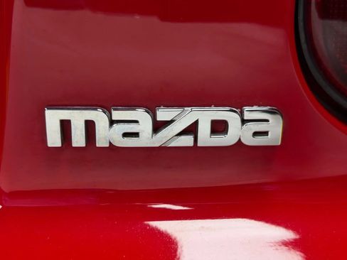 Used 2003 MAZDA MX-5 Miata LS RWD image 11