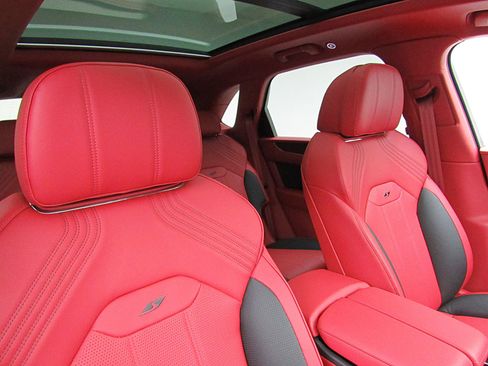 Certified 2022 Bentley Bentayga S V8/LEASE OPTIONS AVAILABLE image 34