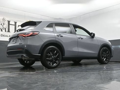 Used 2024 Honda HR-V Sport image 32