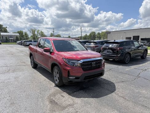 Used 2025 Honda Ridgeline RTL image 3