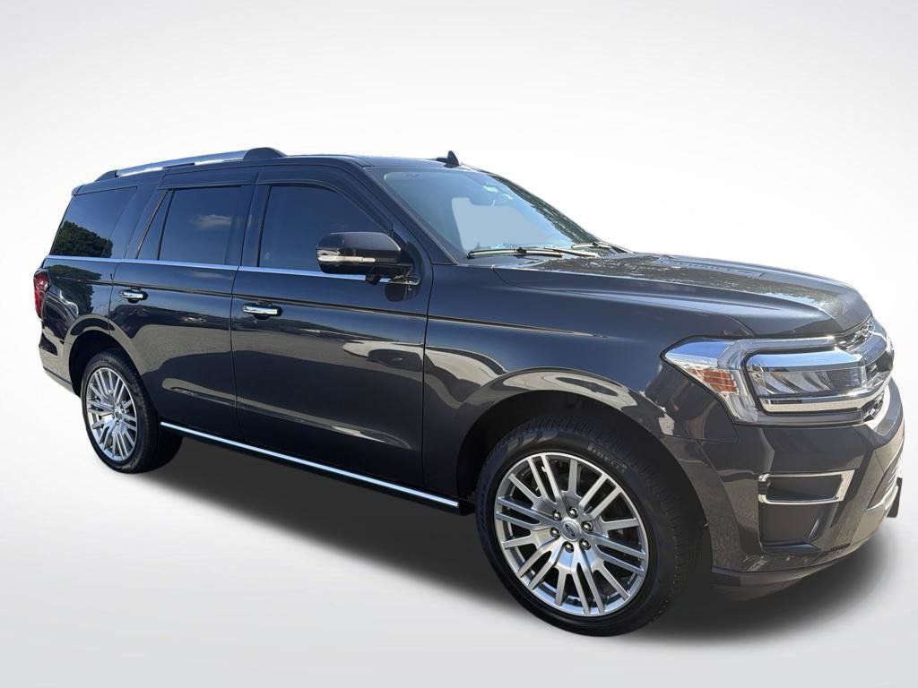 Used 2024 Ford Expedition Limited AWD/4WD image 5