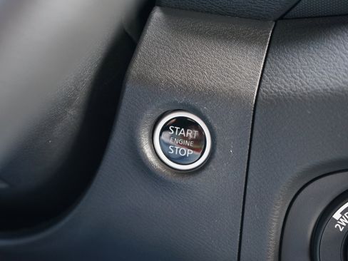 Used 2023 Nissan Frontier S w/ Technology Package image 25