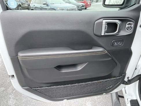 Used 2024 Jeep Wrangler Unlimited Sahara w/ Safety Group image 32