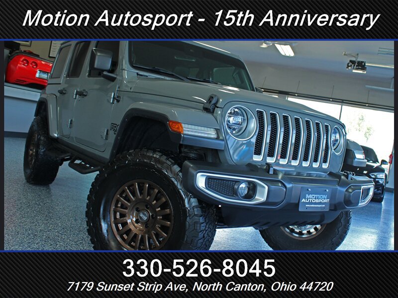 Used 2019 Jeep Wrangler Unlimited Sahara w/ Advanced Safety Group AWD/4WD image 42