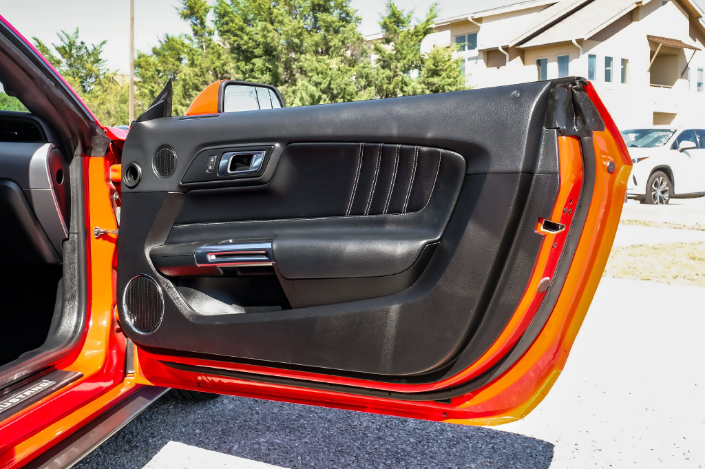 Used 2022 Ford Mustang Premium RWD image 38