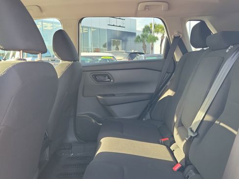 Certified 2025 Nissan Rogue S image 11