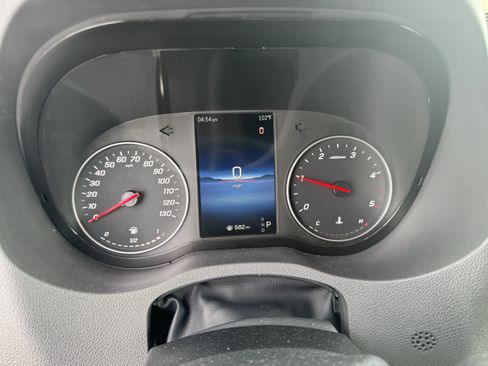 Used 2025 Mercedes-Benz Sprinter 2500 image 30
