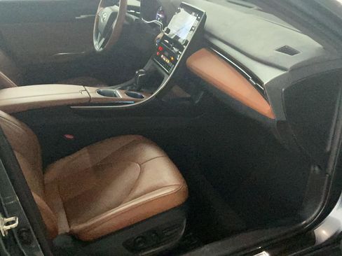 Used 2020 Toyota Avalon Limited w/ Advanced Safety Package image 29
