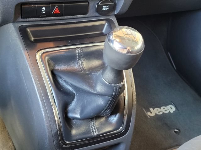 Used 2017 Jeep Patriot Sport FWD image 21