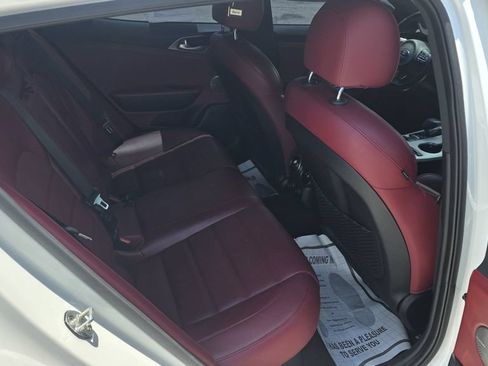Used 2019 Kia Stinger GT2 RWD image 7