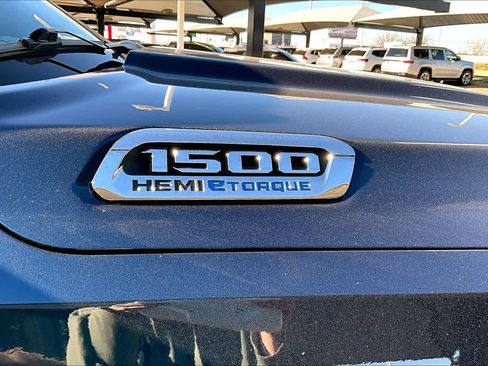 Used 2021 RAM 1500 Limited image 10