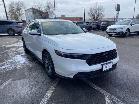 Used 2024 Honda Accord EX image 3