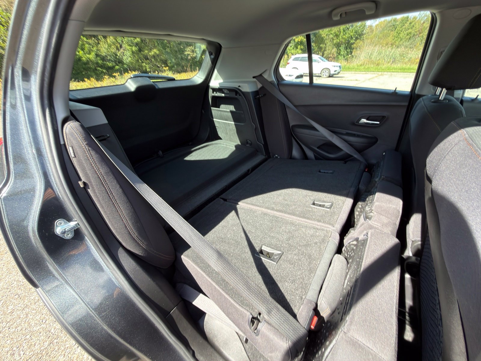 Used 2019 Chevrolet Trax LS FWD image 30