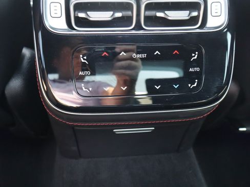 Used 2024 Mercedes-Benz S 63 AMG S w/ Carbon Fiber Exterior Package image 16