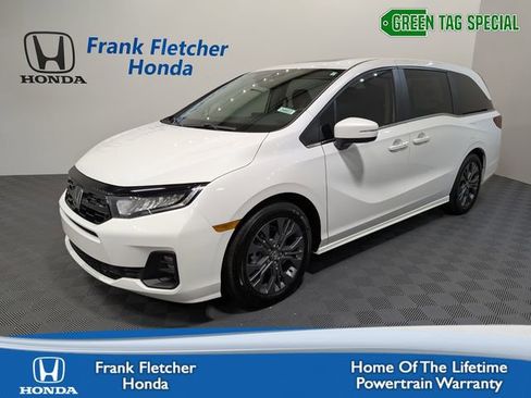 New 2026 Honda Odyssey Touring image 1