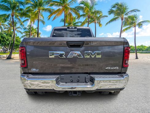 New 2026 RAM 3500 Tradesman AWD/4WD image 4