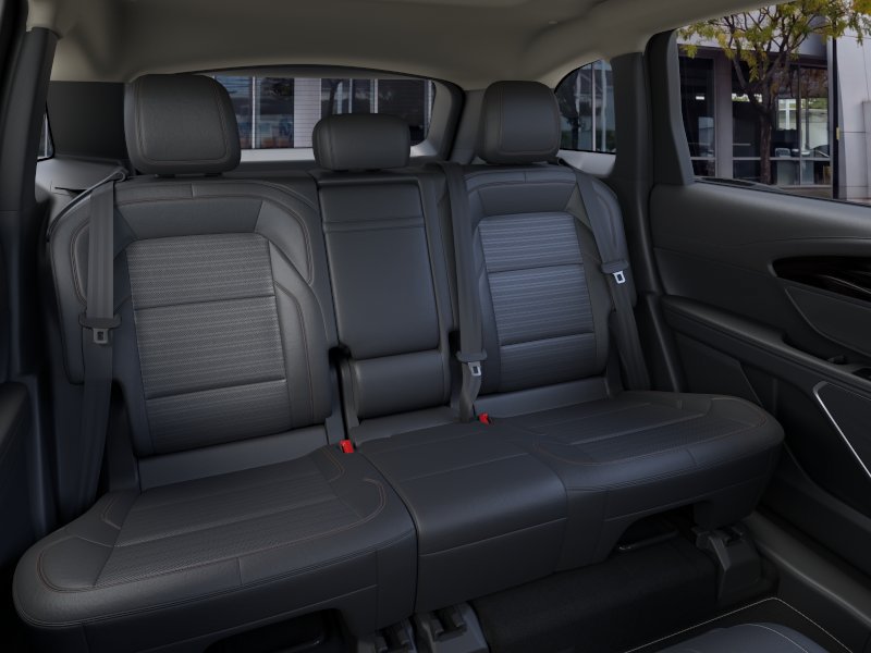 Used 2026 Lincoln Nautilus Reserve AWD/4WD image 11
