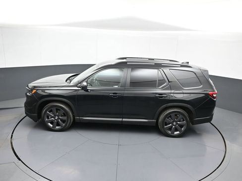 Certified 2023 Honda Pilot Sport image 40