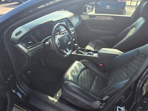 Used 2018 Hyundai Sonata Sport FWD image 4